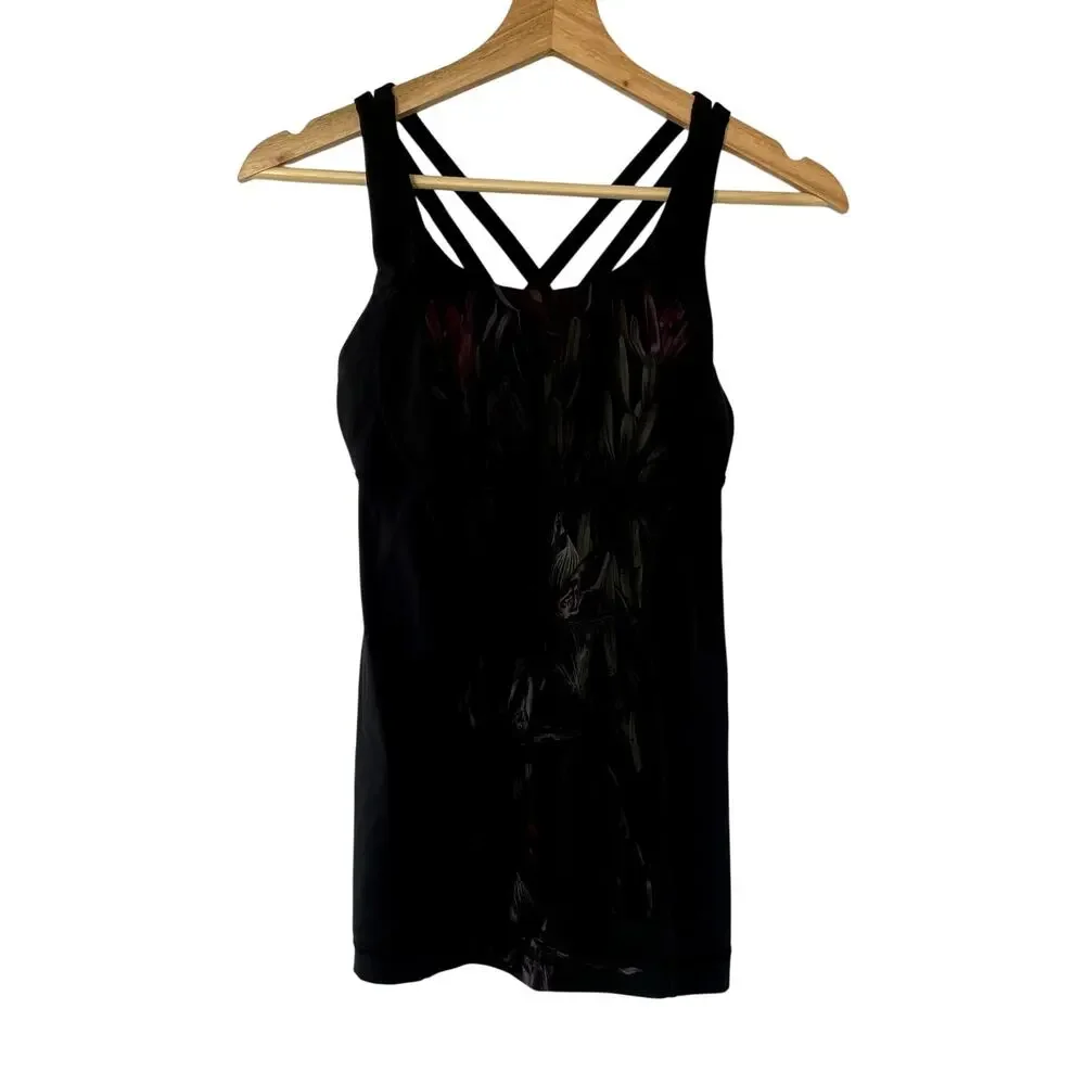 Lululemon mesh back racerback tank top‎ built in shelf bra women's size small